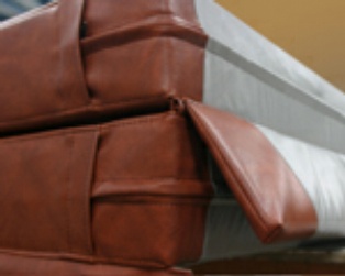Continuous Hinge Seal