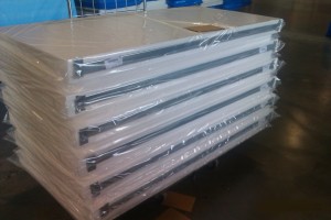 Foam cores in vapor barrier with C-channel