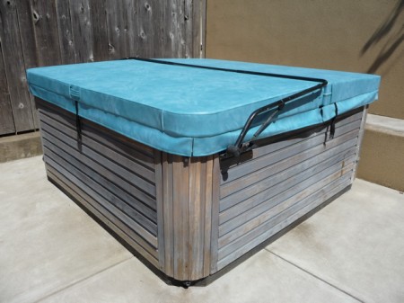 BASIC: 4" tapering to 2" Hot Tub Cover 1.0# (R15-R27) $439.88